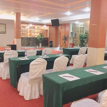 Dork Jumpa Hotel Vientiane Exterior foto