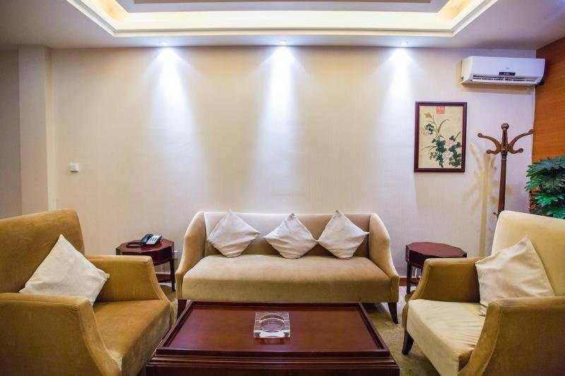 Dork Jumpa Hotel Vientiane Exterior foto
