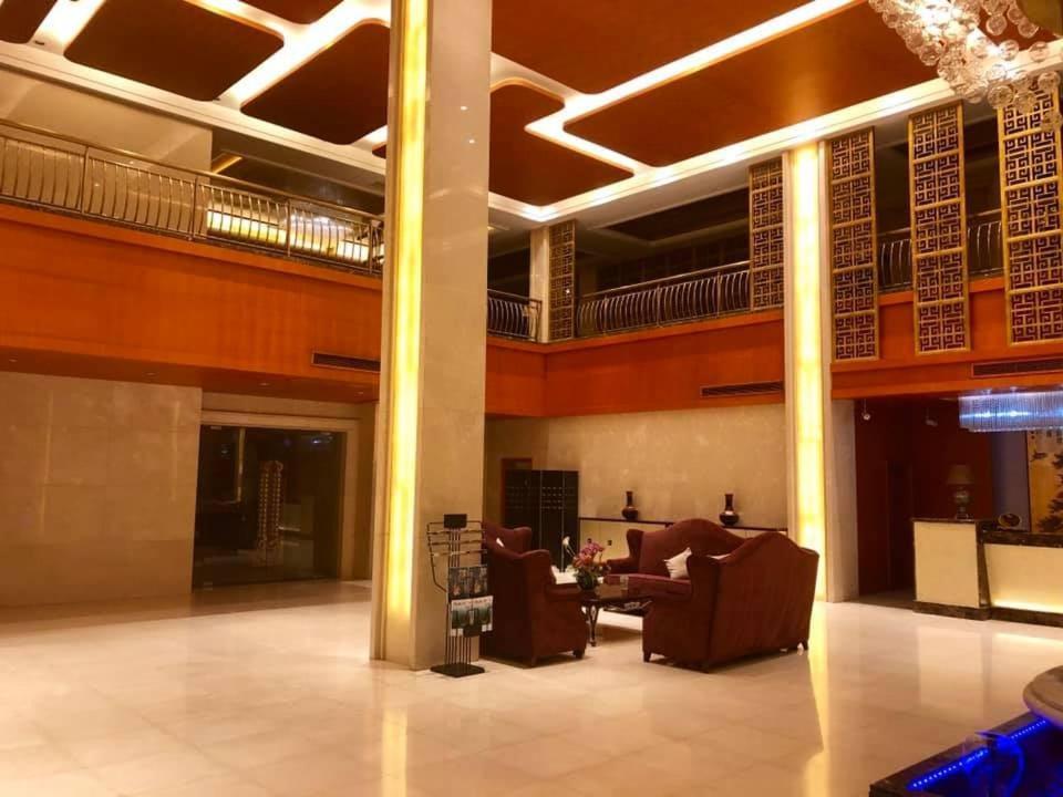 Dork Jumpa Hotel Vientiane Exterior foto