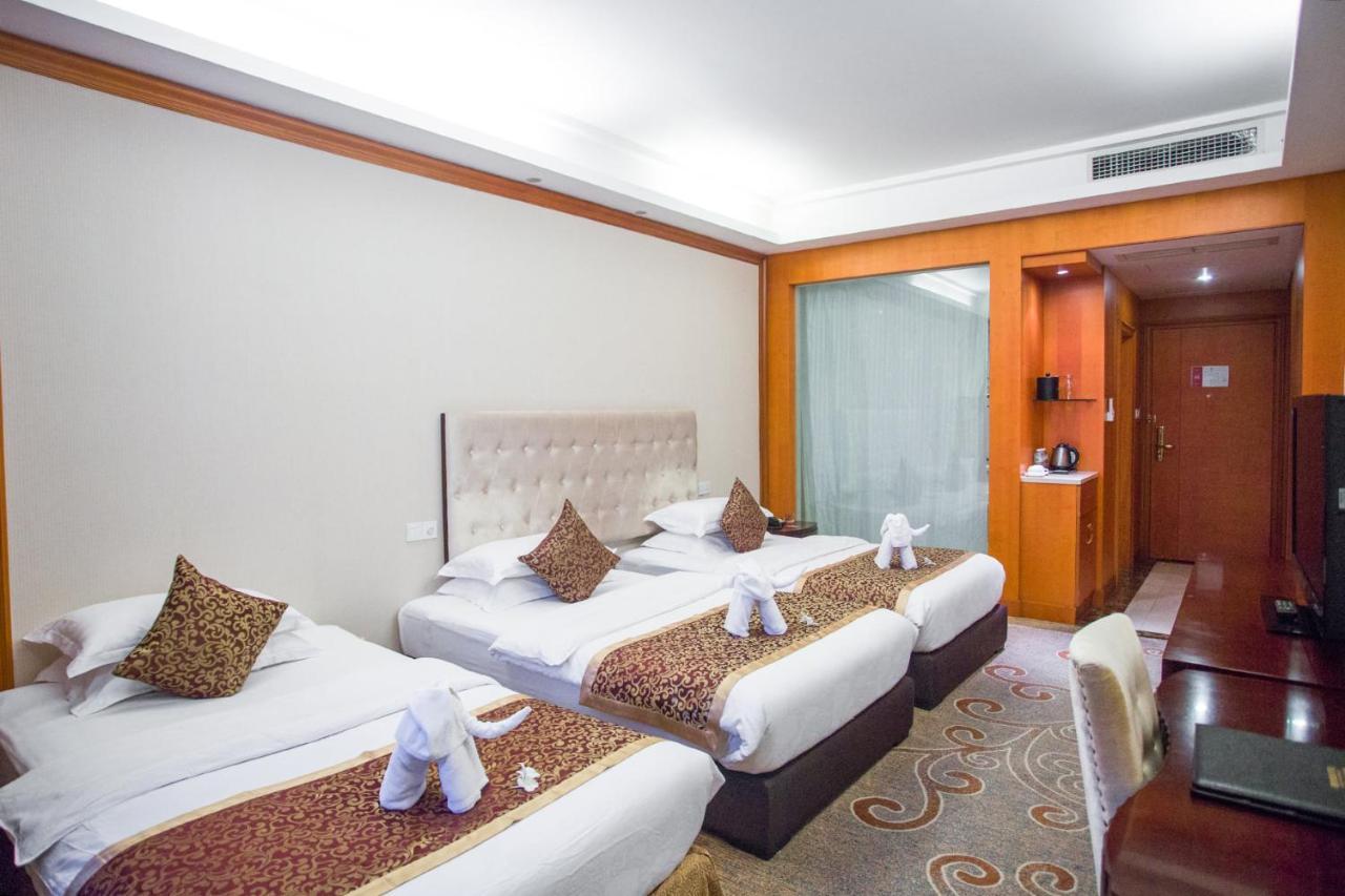Dork Jumpa Hotel Vientiane Exterior foto