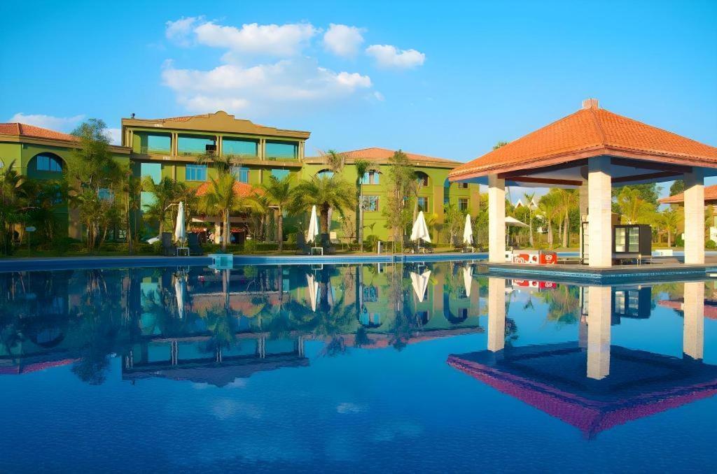 Dork Jumpa Hotel Vientiane Exterior foto