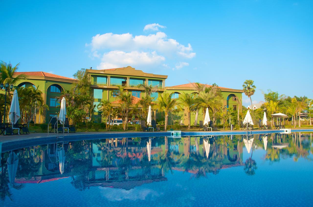 Dork Jumpa Hotel Vientiane Exterior foto